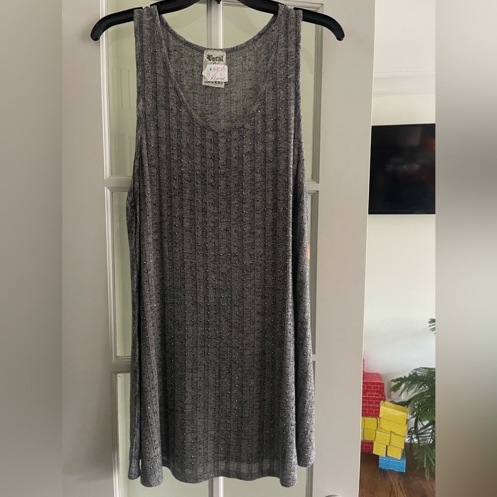 Sparkly gray tweed tank top 🥰